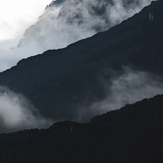 Kilimandscharo in den Wolken Kilimandscharo in den Wolken